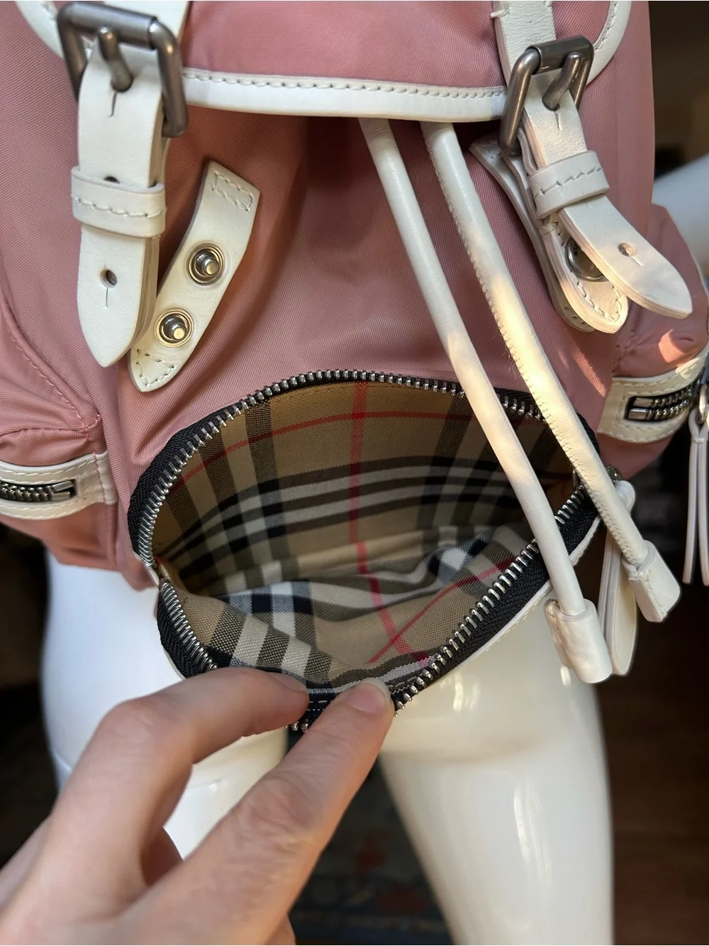 Burberry backpack - Picture 9 of 16